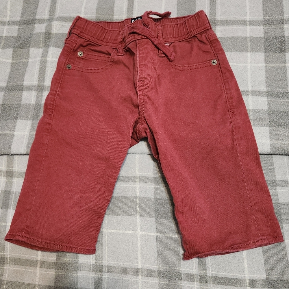 GAP shorts EUC, boys or girls